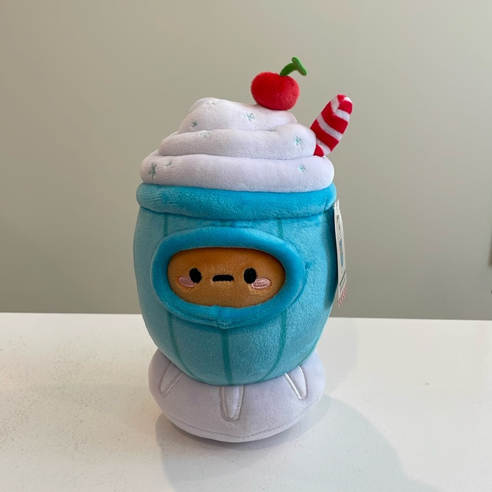 NWT Smoko Tayto Milkshake Mini Mochi Plush - Diner Series